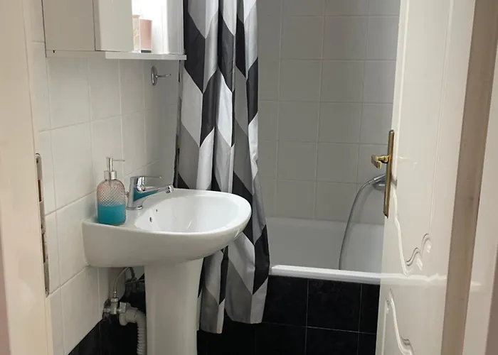 με θέα σε πάρκο! *